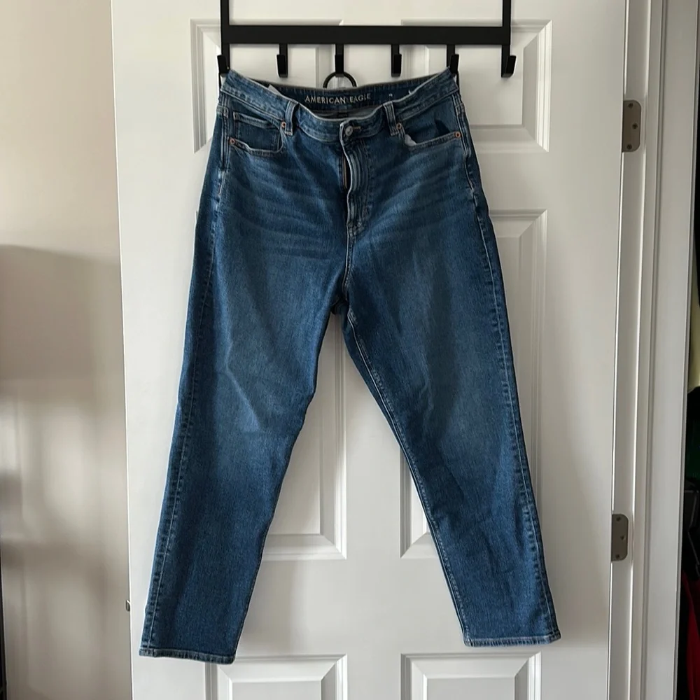 American Eagle - Stretch Mom Jeans - Picture 1 of 2